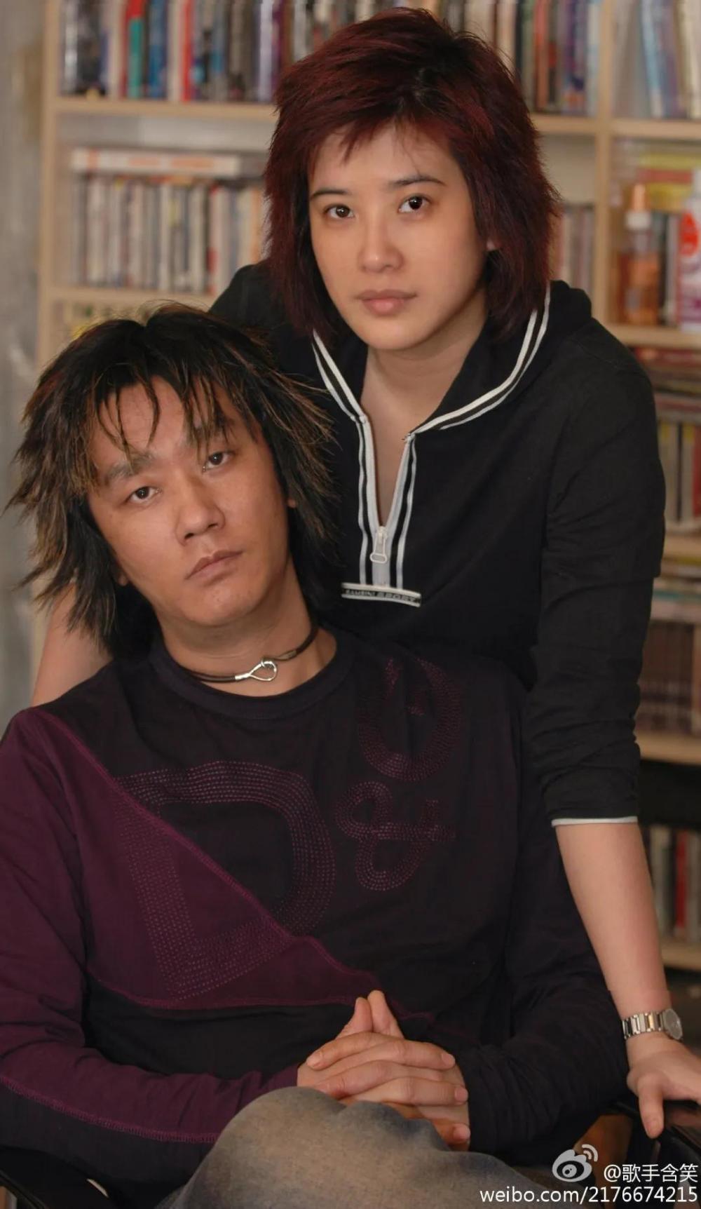 02高珊是经纪人,带过不少艺人, 她和含笑的第一次见面是在北京的一次