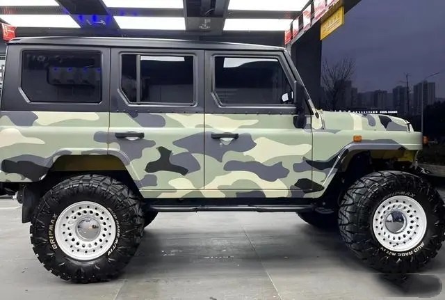 中国越野范儿 北京212狙击手版正式发布 升级越野配置_腾讯新闻