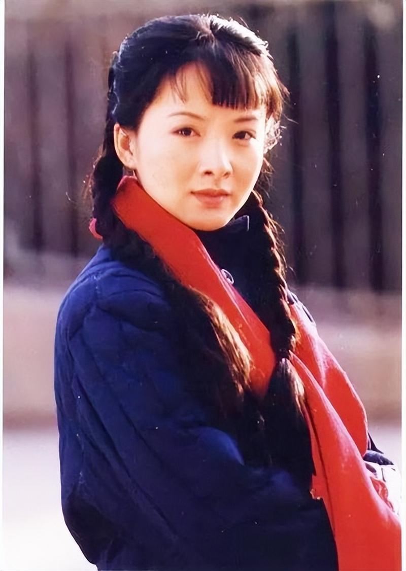 与丈夫坚持丁克12年,却在39岁意外得子的谢兰,如今怎样了?