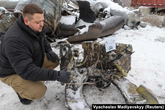 西方研究朝鲜导弹残骸,美国电子件占75.5%_腾讯新闻