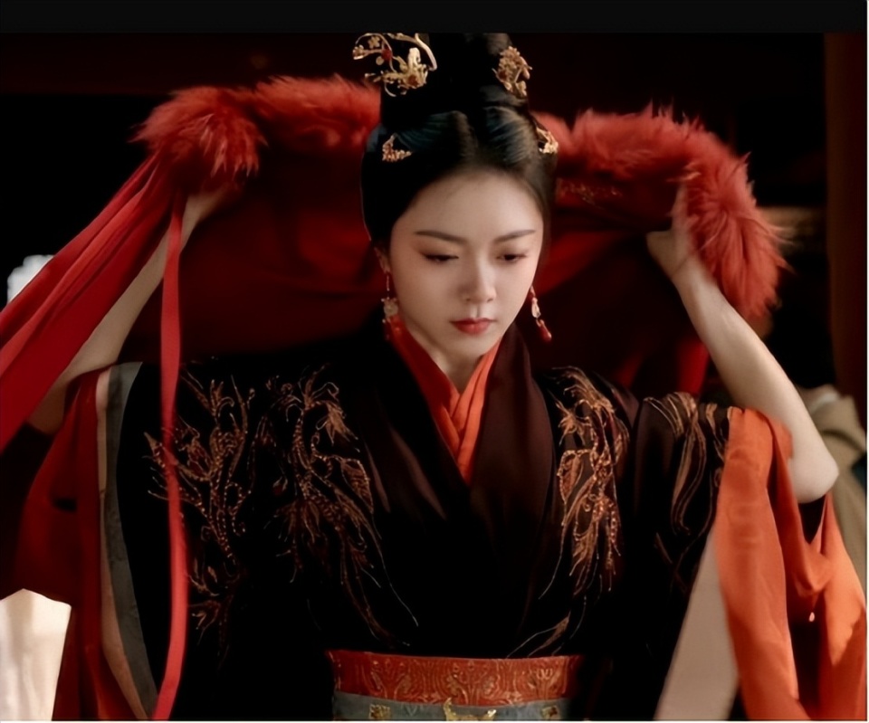 赵今麦古装造型好惊艳!卸下大浓妆,这才是她的舒适区