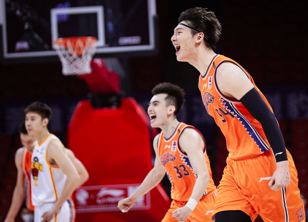 上海签下袁堂文!补齐短板,全力引援周琦,冲击总冠军!