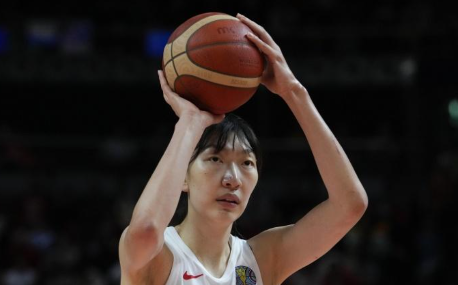 女篮逆转韩国韩旭李梦轰59分李媛下半场暴走张茹篮板痴妹