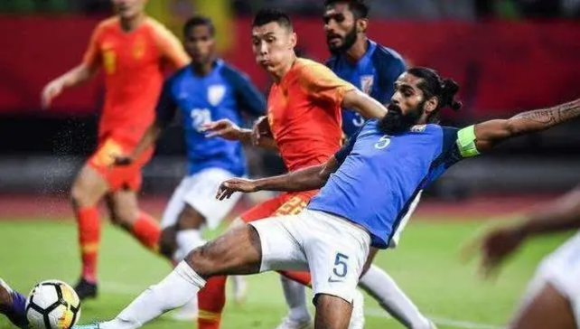 美媒热议14亿人口的足球困境：中印为何踢不进世界杯？