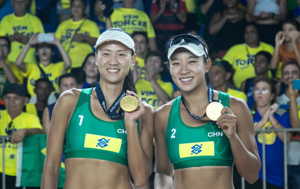 颜妮拿过世锦赛冠军的薛晨仍在继续打拼算是发小啦薛晨国少时的第一位