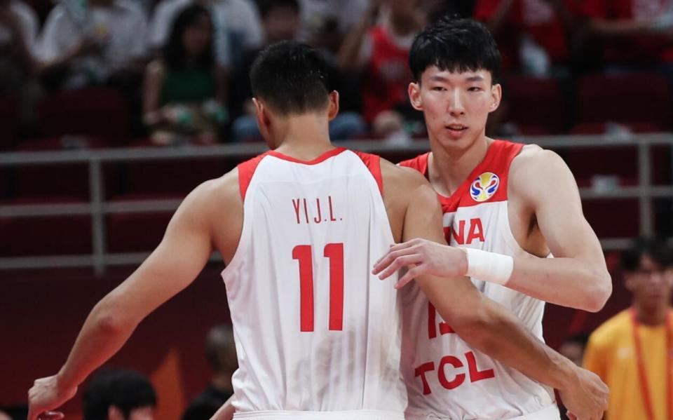 周琦:易建联退役后我加入广东有压力 他的成绩是每个人的奋斗目标