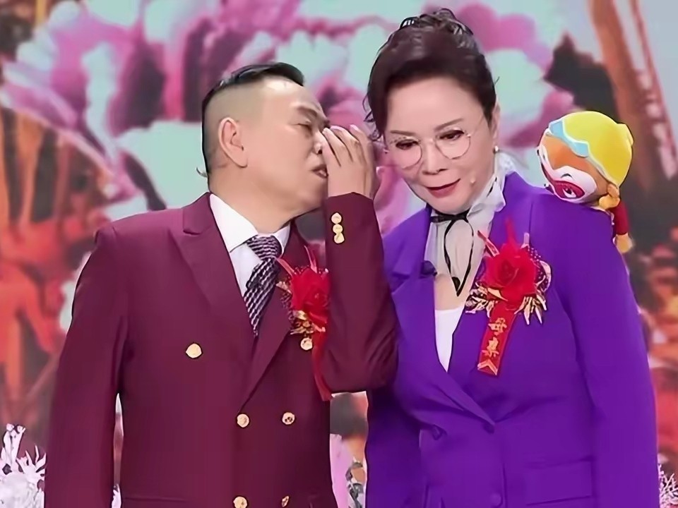 潘长江蔡明现身春晚彩排,评论区抵制声一片:有他们就不看了_腾讯新闻