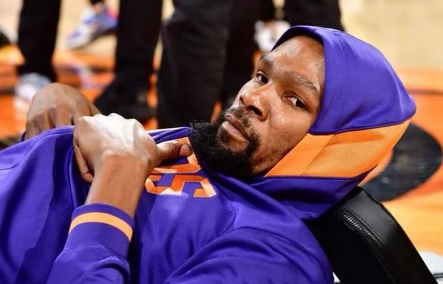 杜兰特与球迷争吵无奈摊手!亲自打假单身真因:信的人简直没脑子