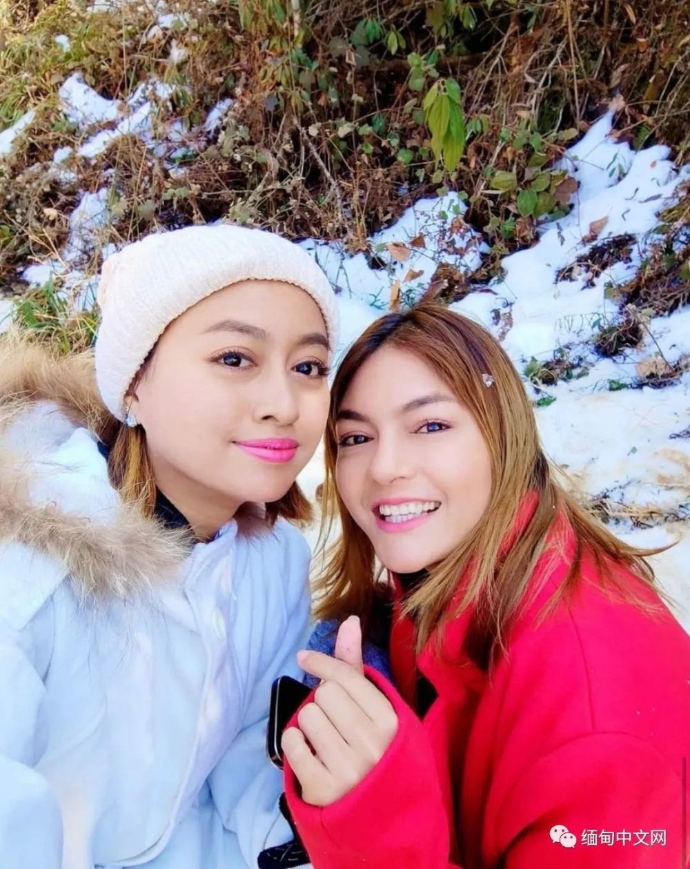 缅甸美女明星游雪山,楚楚动人很吸睛_腾讯新闻