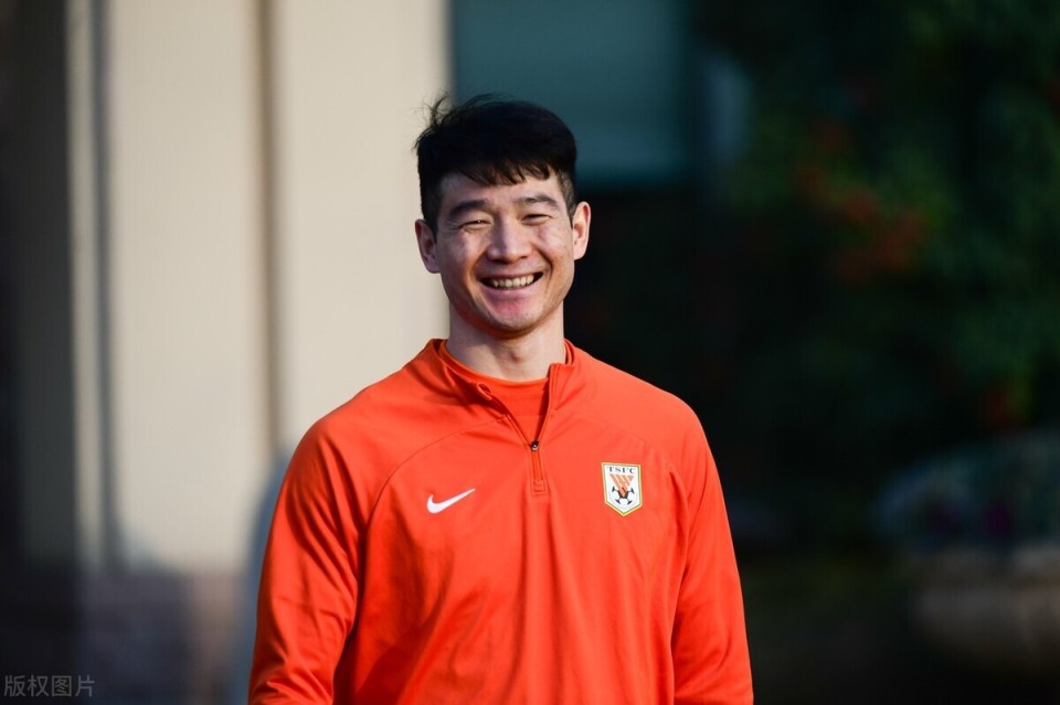 吉翔或成鲁能新赛季离队热门未来或驰援南通支云保级值得期待