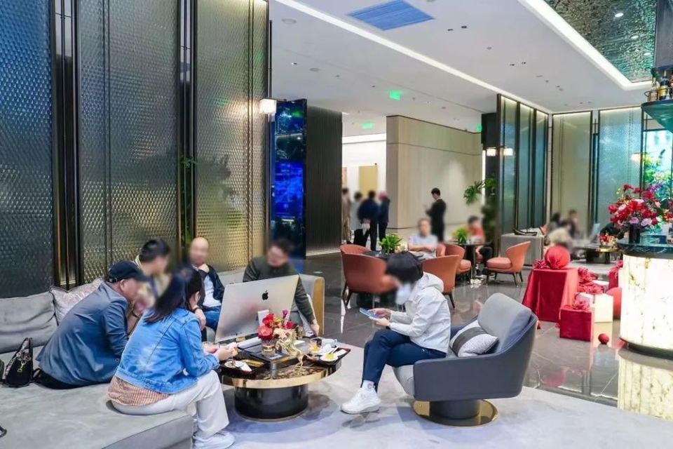 "夜里十点多还有客户到访",新政后北京开发商连夜撤回折扣