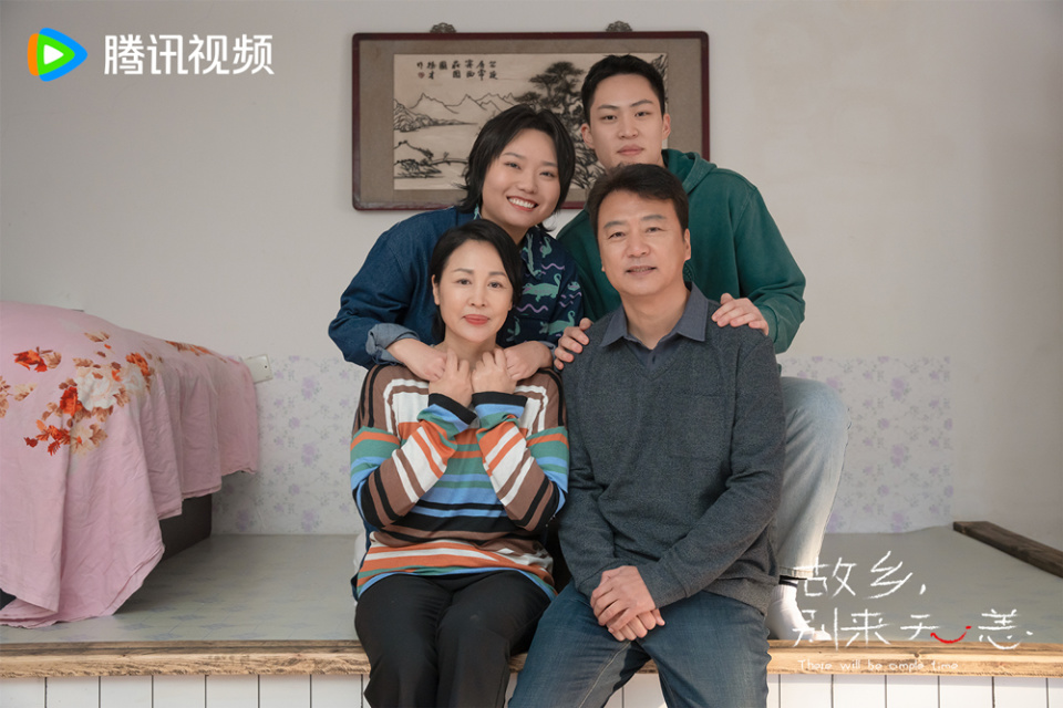 吴幸键,曾柯琅,吴宇恒领衔主演;岳红,穆丽燕,熊睿玲主演;张弛,涂凌