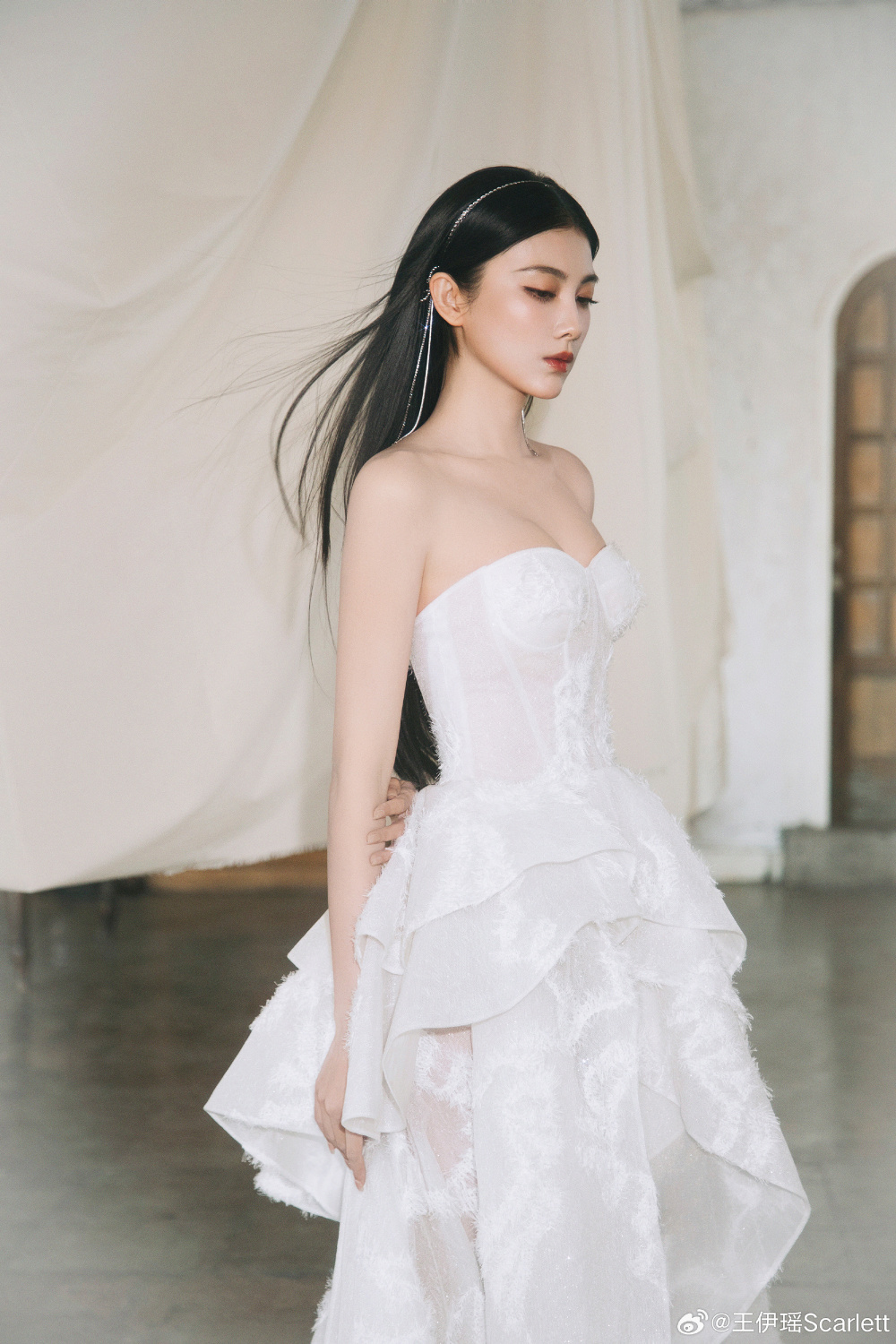 热议！ 《无忧渡》中的“人面鸮妖”曲蛮娘，饰演者竟是王伊瑶！_腾讯新闻