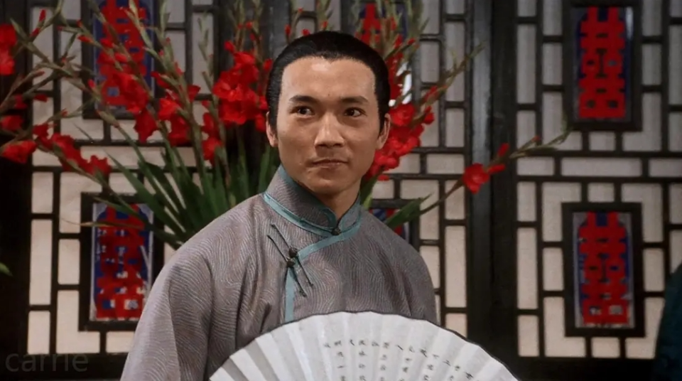敢翻拍周星驰《九品芝麻官》,票房仅1000元,输得不冤_腾讯新闻