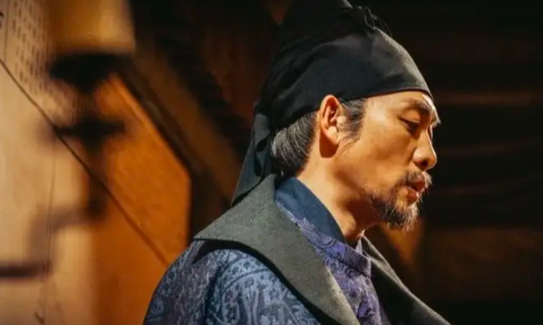 《鏢人》票房連續逆跌，吳京徹底不裝了，私心暴露的他，才是電影最大的彩蛋 - 