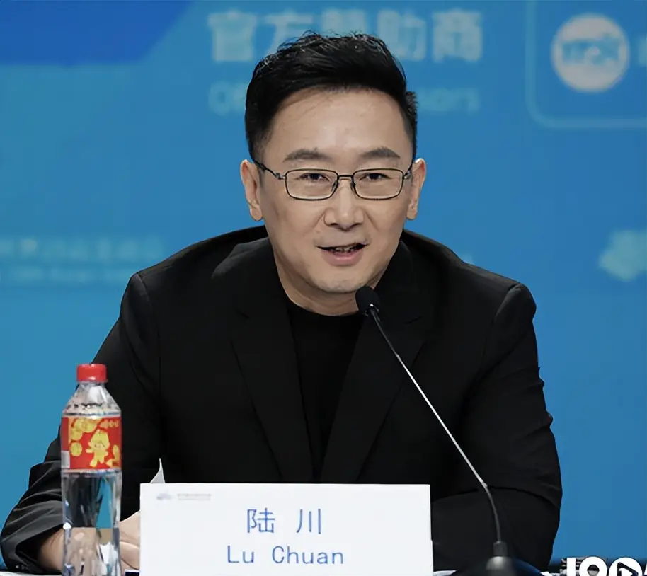 陆川怒批文化悲哀,《抓娃娃》暗藏教育弊病,哗众取宠或忠言逆耳?