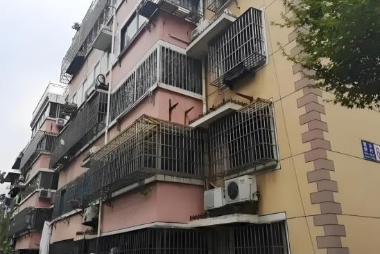 为什么说：买老小区一定要注意这4点？别不信，都是经验之谈_腾讯新闻
