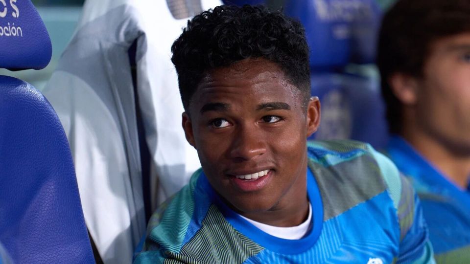 曝曼联与皇马酝酿冬窗交易：失意中场单换恩德里克