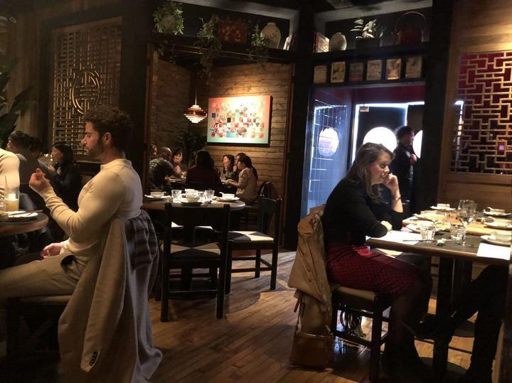 外婆家开出首个"美国分店",中式餐饮缘何掀起"出海热"_腾讯新闻