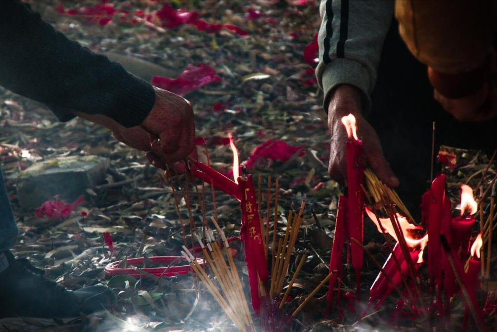 回乡祭祖发朋友圈图片图片