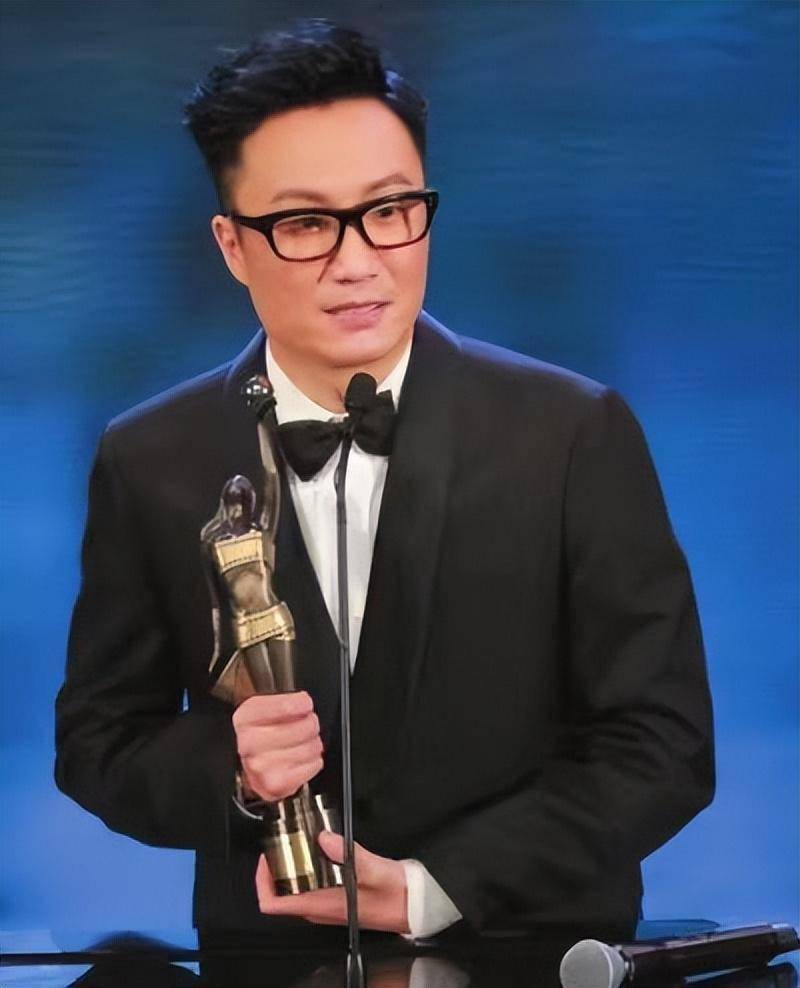 郑中基退圈:曾是风流的"港圈太子",与阿sa离婚后急流勇退?