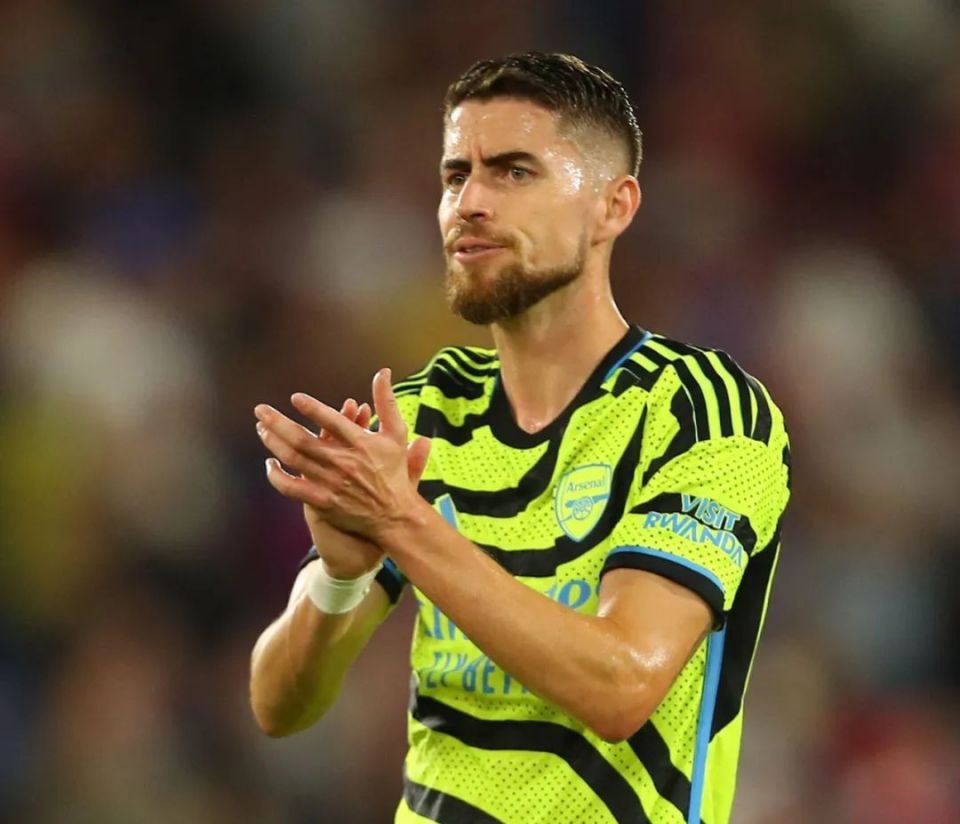 枪手球探考察多名德甲球星_腾讯新闻