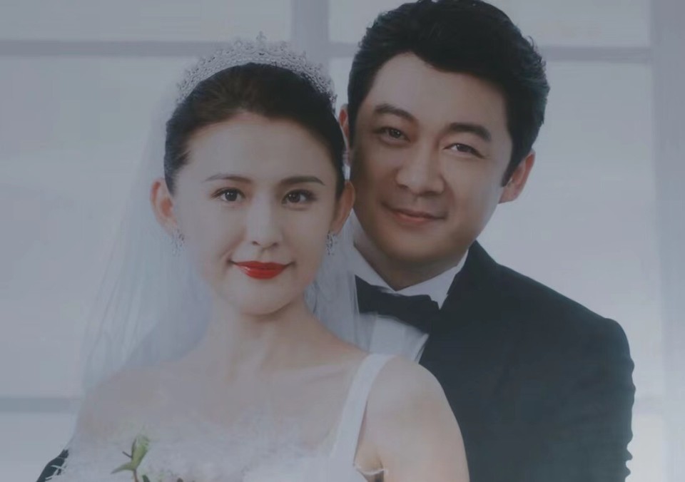 仅播2集就收视破1,开局入戏,行业剧找到正确打开方式