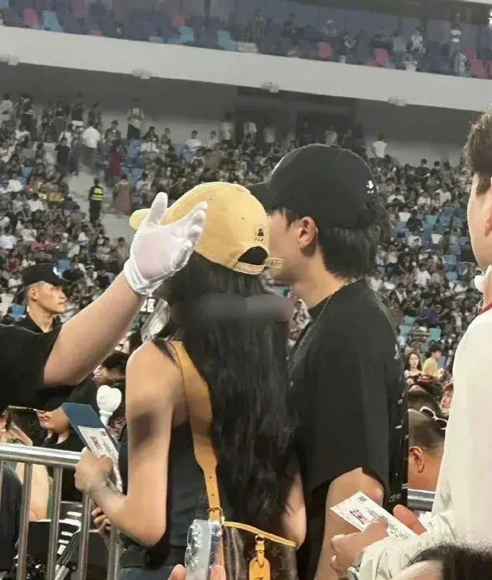 孙怡当三被实锤!