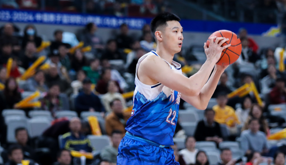 朱旭航重伤细节无对抗下骨折对手不敢看抱头快急哭