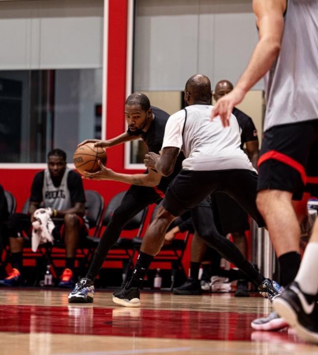 恭喜火箭隊！杜蘭特已隨隊訓練，又主動加練投籃！G2復出問題不大 - 