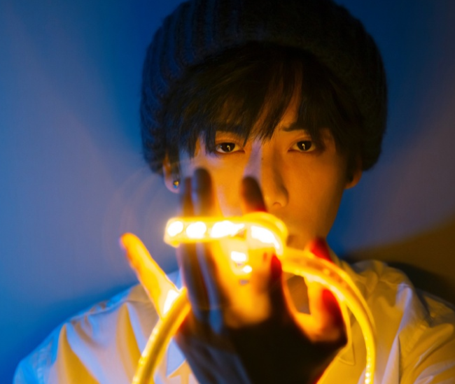 《私藏浪漫》出现《墨雨云间》熟人,他现代造型真帅,神似霍建华