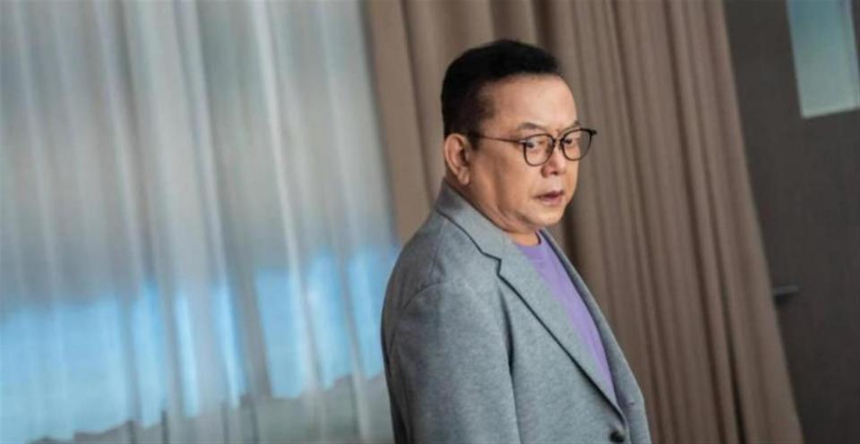 被传卖掉上亿豪宅、移民美国的王刚，如今生活状况却出人意料_腾讯新闻