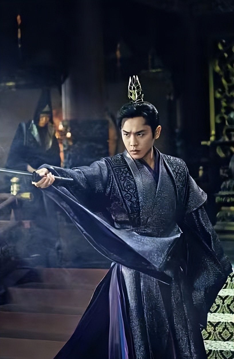 的周卫国,《黑狐》的方天翼,《麻雀》的唐山海,《爱情进化论》的鹿飞