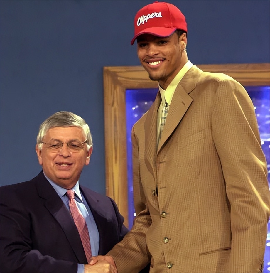 7位全明星 2位名人堂成员!被最水状元耽误的01届选秀,原来这么强!_腾