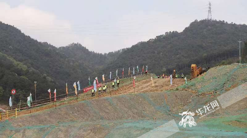 蹄疾步稳重庆鹿角隧道工程全面开工建设