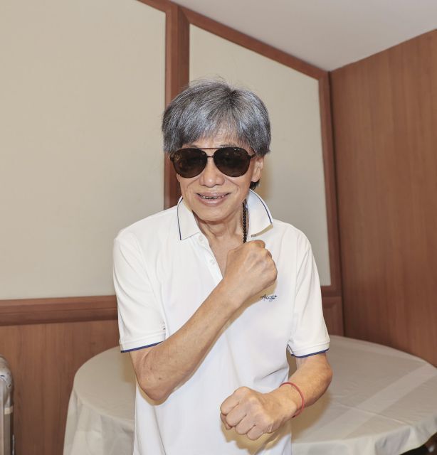 如今梁小龙已经78岁,但依然活跃在演艺圈,在年轻一辈心目中最深刻的