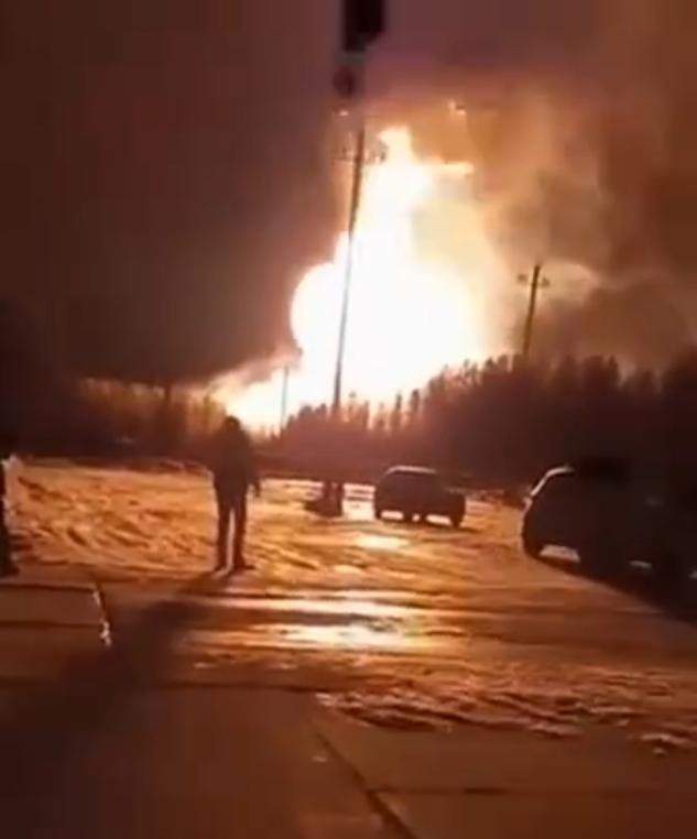 乌克兰宣布炸毁俄远东铁路逗小猴开心系列365