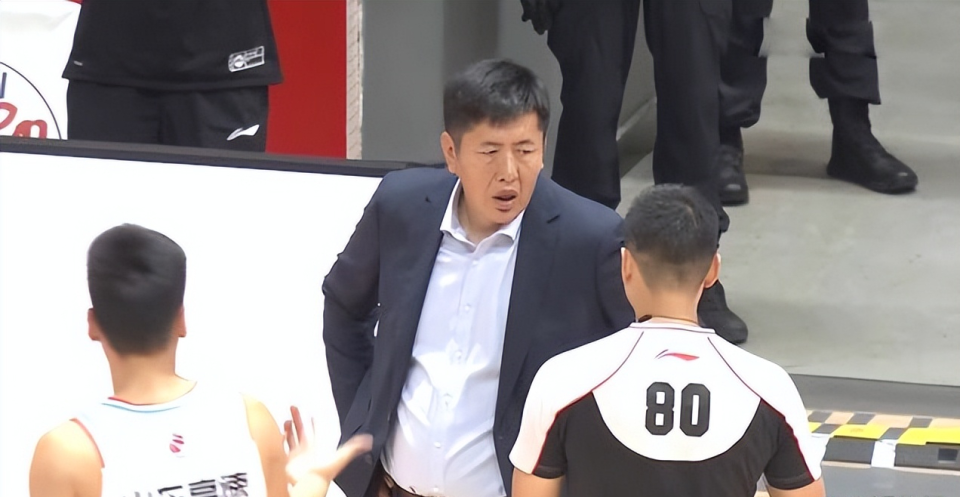 cba山东三连败丁伟还不下课?