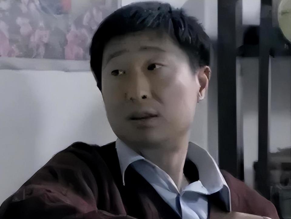 林永健:丑男娶"最美军花",曾因抠门遭遇婚姻危机,如今怎样了_腾讯新闻