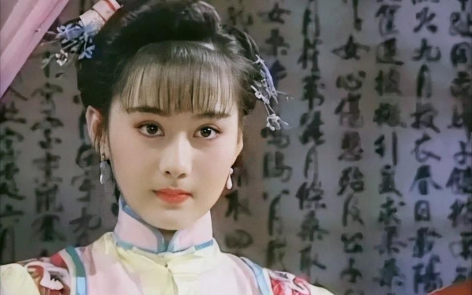 都说琼瑶挑美女的眼光最毒,但比她更毒的是周星驰,张柏芝太耐老