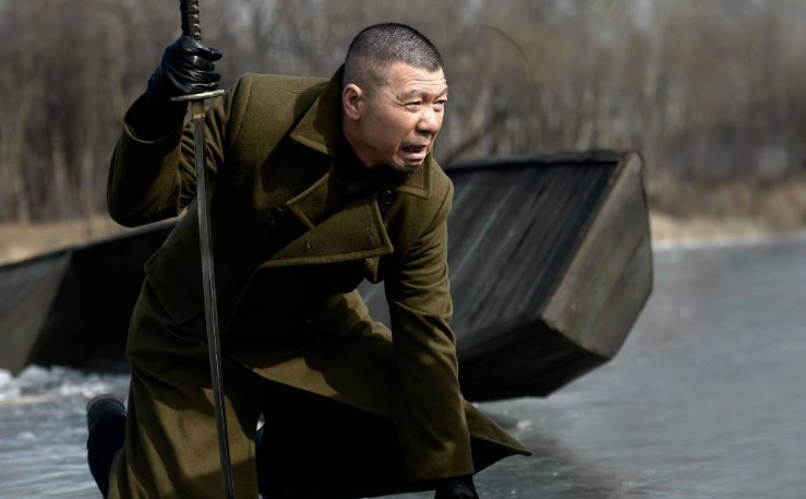 珠玉在前,《忠犬八公》冯小刚主演引发争论,他也承受了太多压力_腾讯