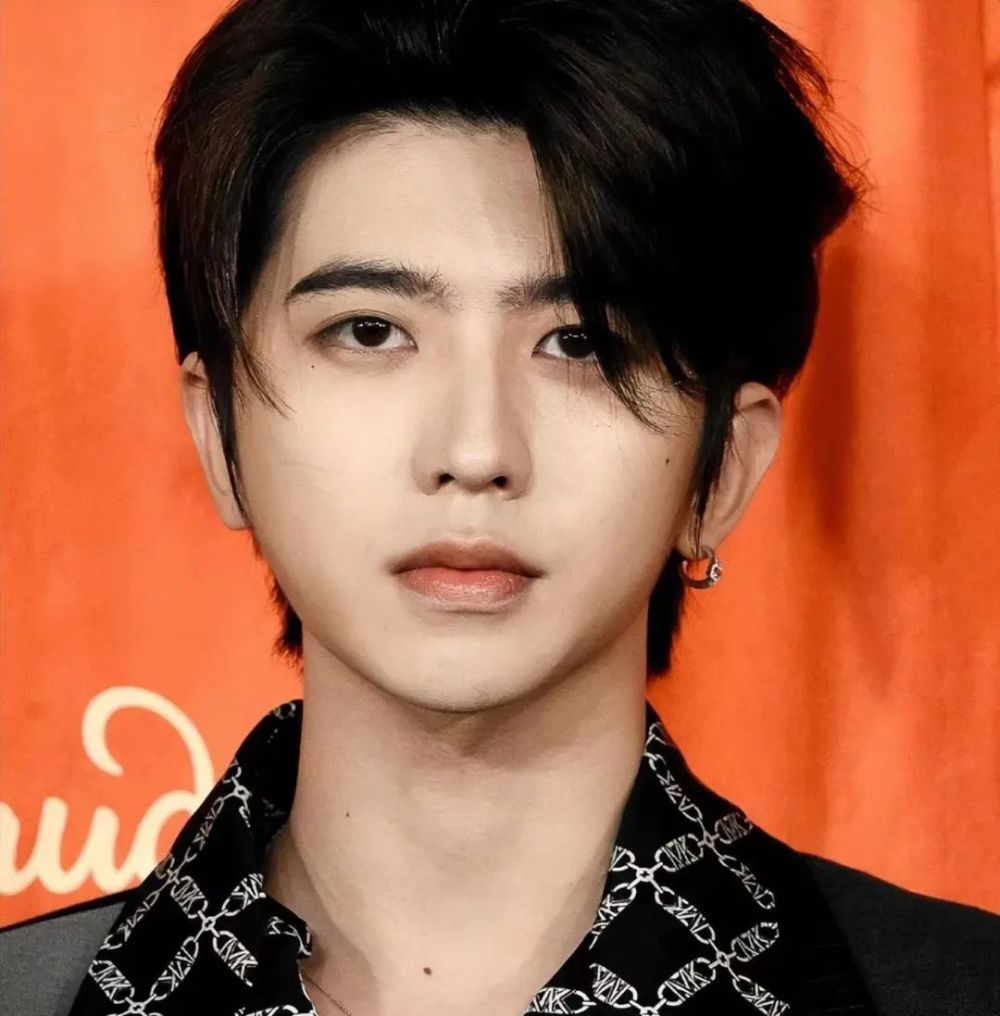 官媒集体发声!蔡徐坤被列为风险艺人,事件定性可能更恶劣插图5