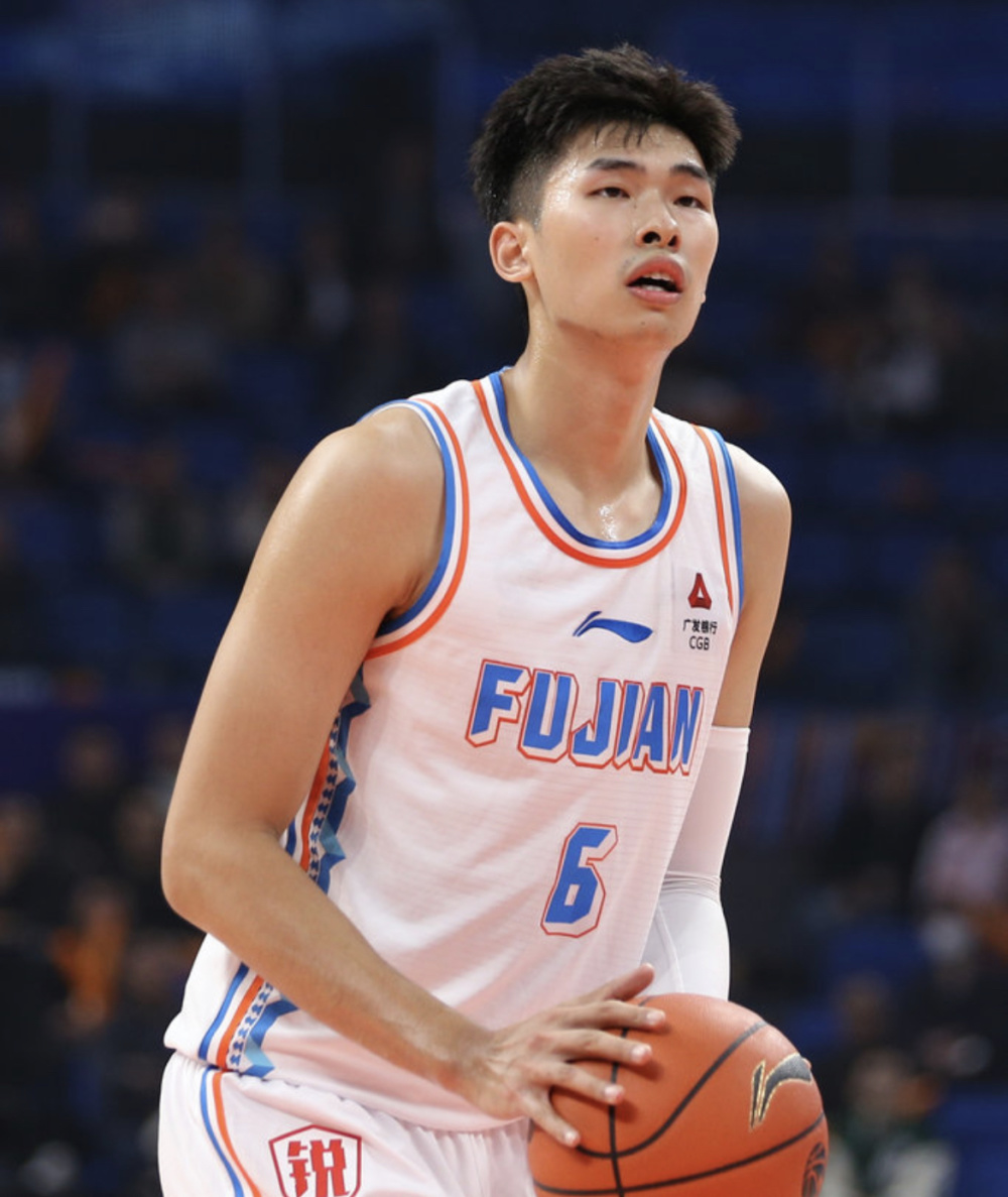 邹阳的师兄王岚钦已经是南京同曦的后场核心,还入选过国家集训队,邹阳