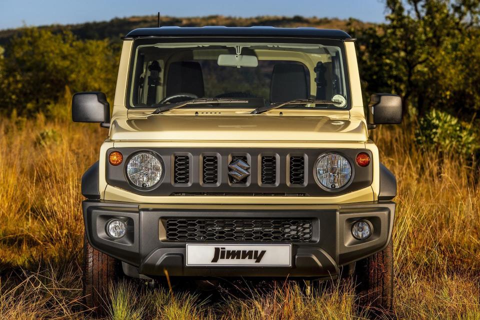 总算换代了2023款吉姆尼现身专业中带有细腻感售价22万