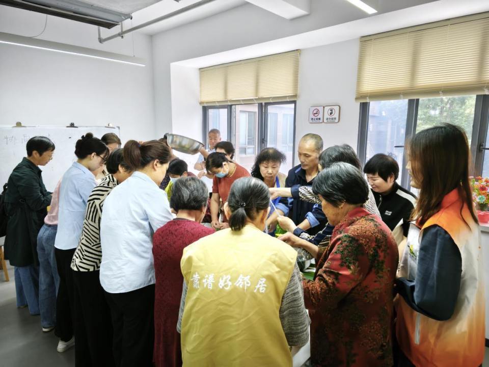 你好，邻舍之邻里同行共情体验日（二）拉近邻里心灵的距离_腾讯新闻