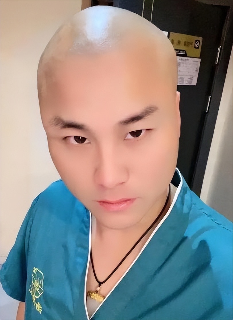 网红三千哥去世仅半月,26岁"中原黄哥"也在打pk时过量饮酒去世_腾讯