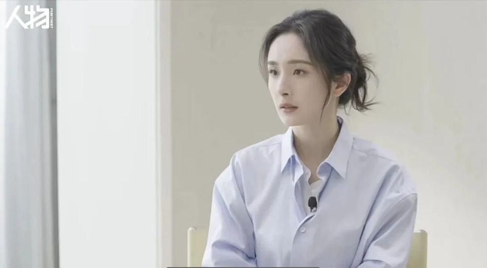 杨幂最新采访刷屏,但更让人有共鸣的还是她的中年闺蜜_腾讯新闻