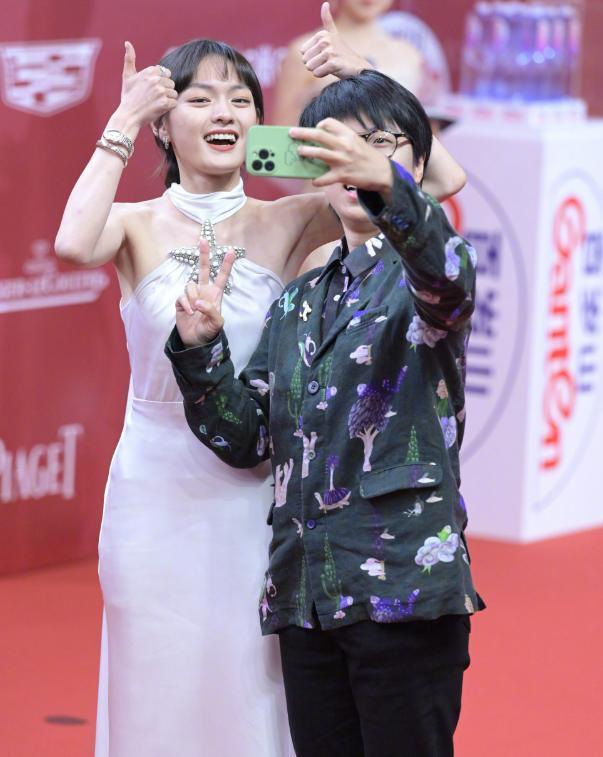 �ڶ�ʮ����Ϻ����ʵ�Ӱ�ڳɹ���Ļ ���ٵĵ�Ӱ�� �ǹ����ں���ҫ��