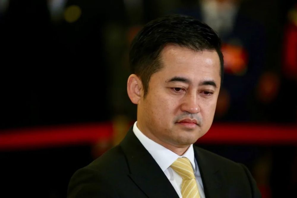 安踏老板能不能赚钱,就看他了_腾讯新闻