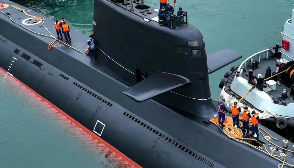 台伪"海鲲号"潜艇工艺粗糙不如手工耿,阻止我军困岛?